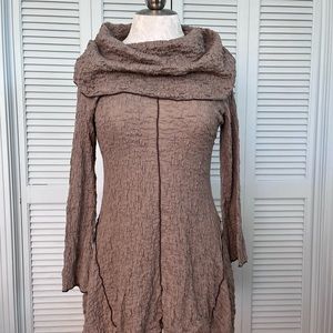 IC by Connie K Tunic Top, Tan/ Brown, size M, made in USA